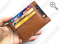 Нано-чехол RFID PROTECT CARD-04 - в руке Нано-чехол RFID PROTECT CARD-04 - в руке